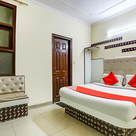 Hotel O Tushar Continental Nowe Delhi Zewnętrze zdjęcie