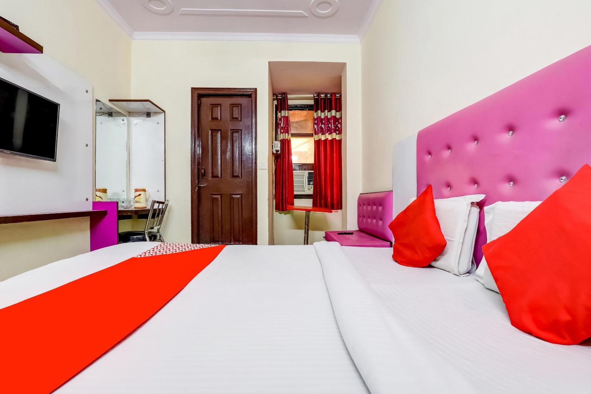 Hotel O Tushar Continental Nowe Delhi Zewnętrze zdjęcie