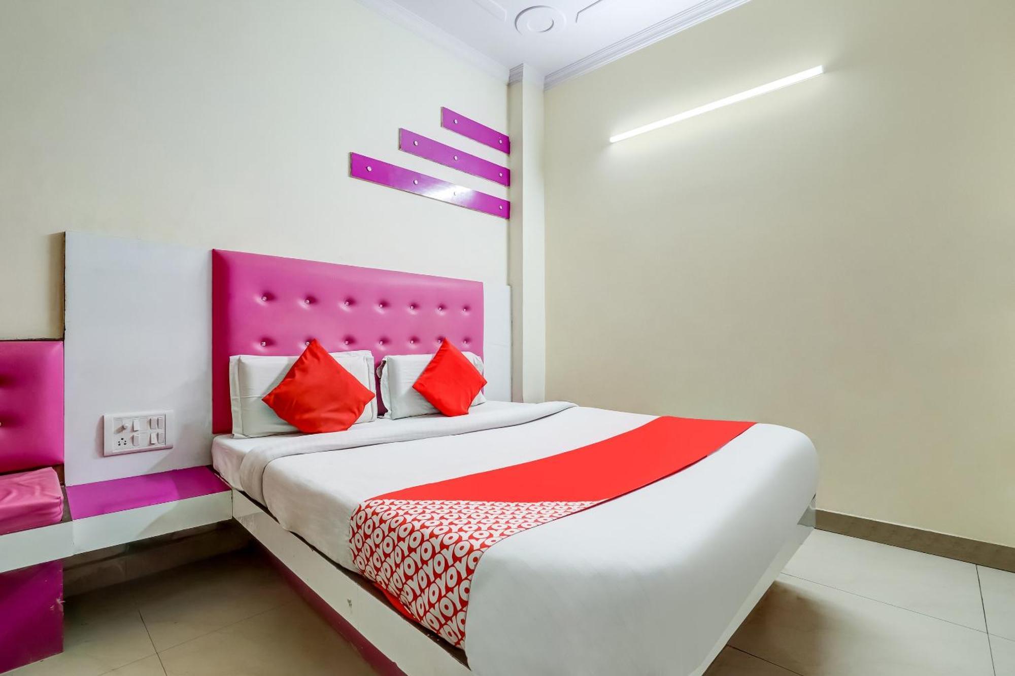Hotel O Tushar Continental Nowe Delhi Zewnętrze zdjęcie